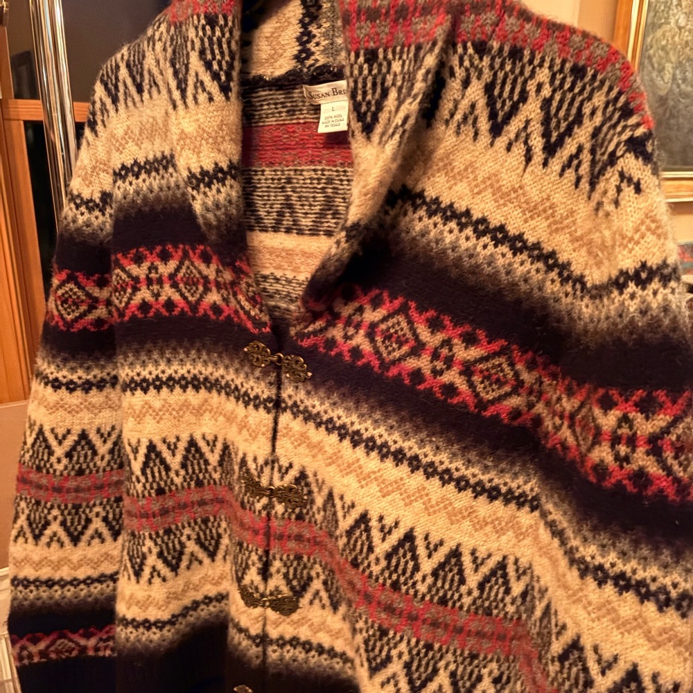 Susan Bristol 100% Wool Sweater Cardigan Shawl Collar Sz L Cream, Black, and Red